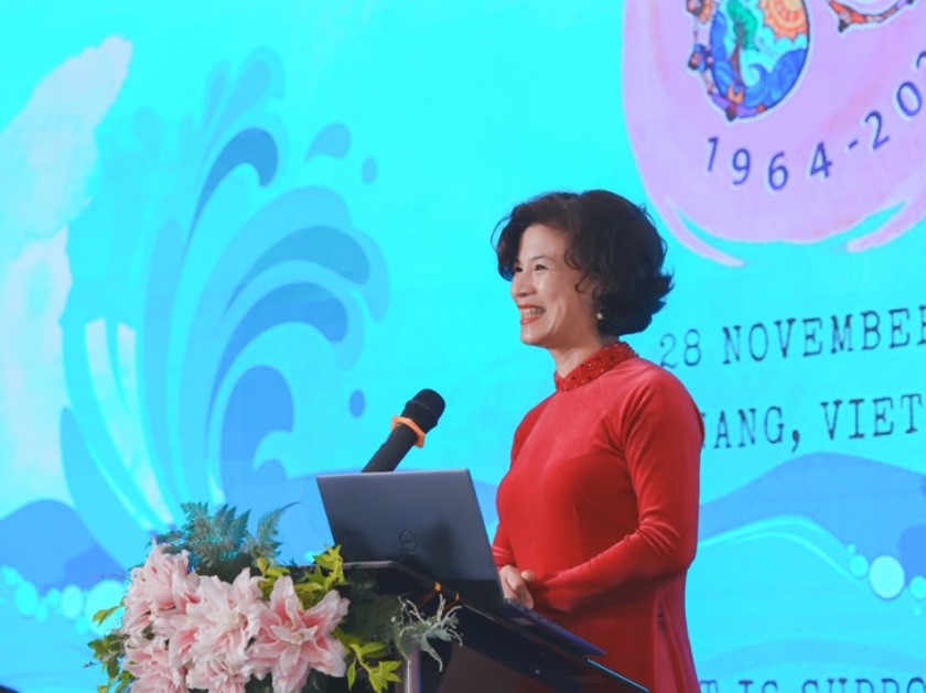 Ảnh: PGS. TS. Vũ Thị Tú Anh phát biểu chào mừng tại Hội thảo Ảnh: PGS. TS. Vũ Thị Tú Anh phát biểu chào mừng tại Hội thảo